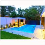OEM Building Tempered Glass Swimming Pool Balcony Railing Glass 316 Clamp Spigot