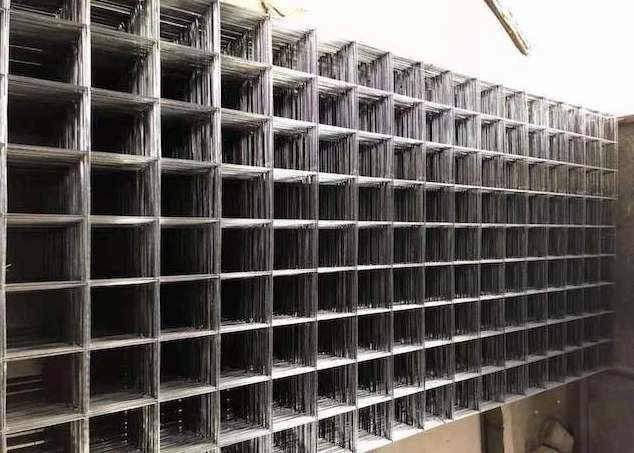 0.15mm 6.0mm Stainless Steel Welded Mesh 304L 3/4x3/4 Welding Dutch Network