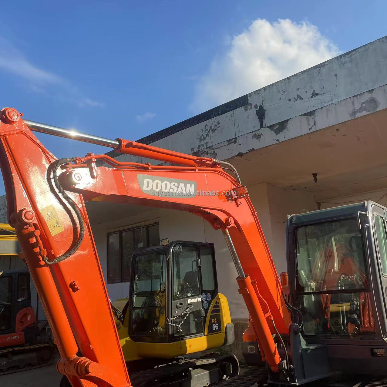 Used mini Excavator DOOSAN dx60 Excavators made in Korea / Doosan Small Digger dh55 dh60 dx60