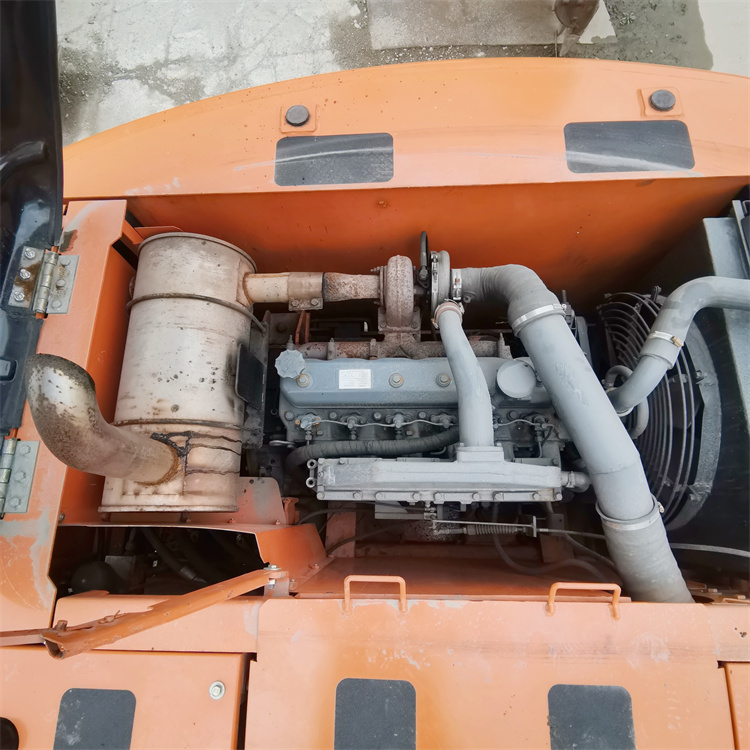 2017 Doosan DH220-7 Excavator with Original Hydraulic Pump and Good Condition in Korea