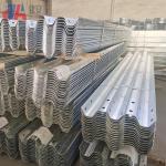 550-600g/m2 Zinc Coating Q235 Q345 Steel Guardrail Posts for Highway Guardrail