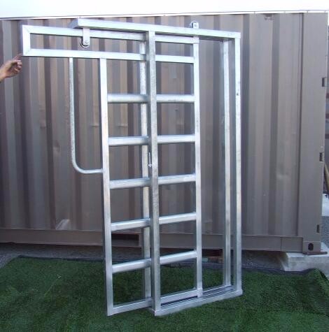 1.8mx2.1m oval cattle yard fencing