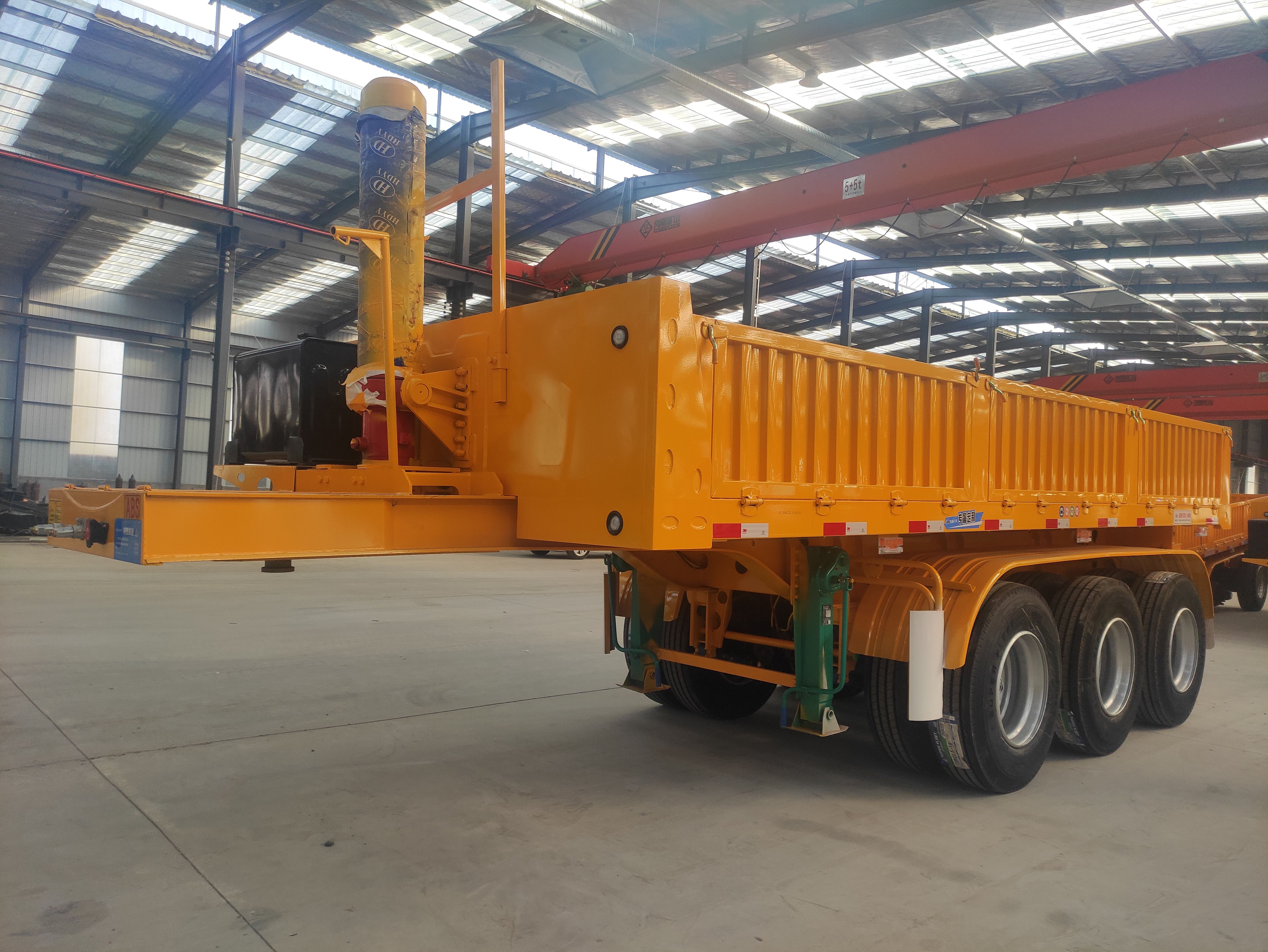 50 tons 3 axle self discharge tipping truck trailers with and HAVY hydraulic cylinder
