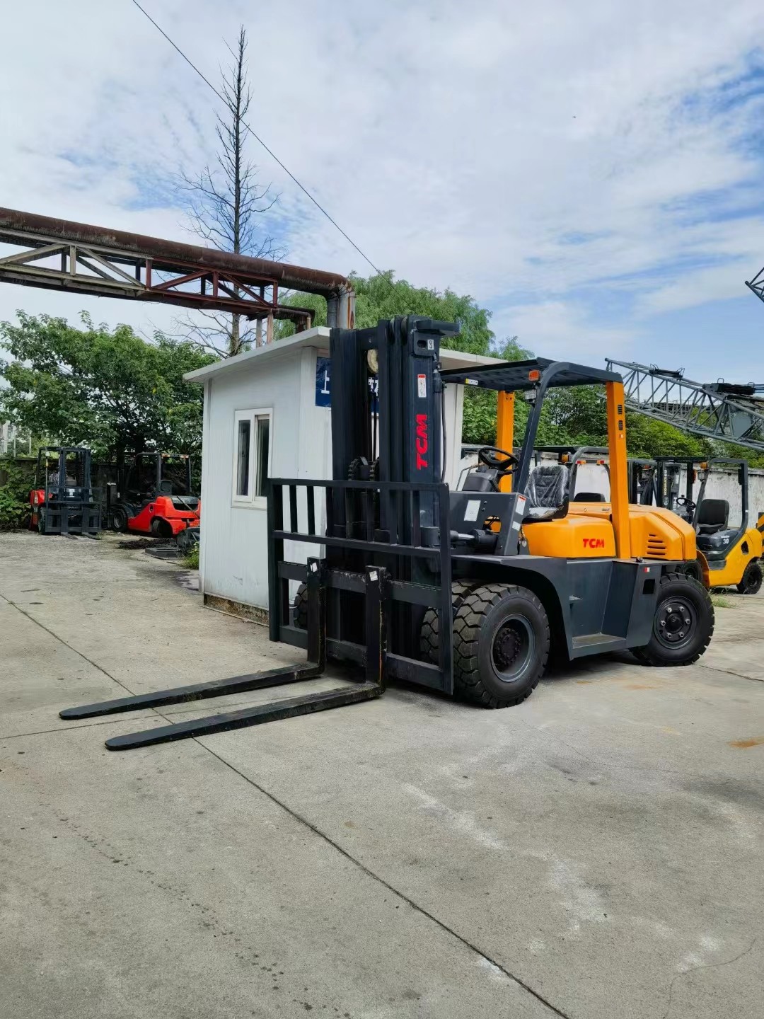 Used Diesel Forklifts TCM Internal Combustion Engine Forklif