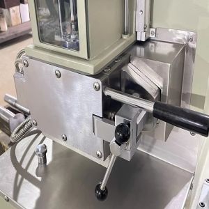 4kw Open Close Type Dispersion Kneader Machine 1L For Rubber Plastic Raw