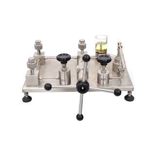 China 5~250MPa Oil Operated Hydraulic Pressure Dead Weight Tester Pressure Gauge Tester factory