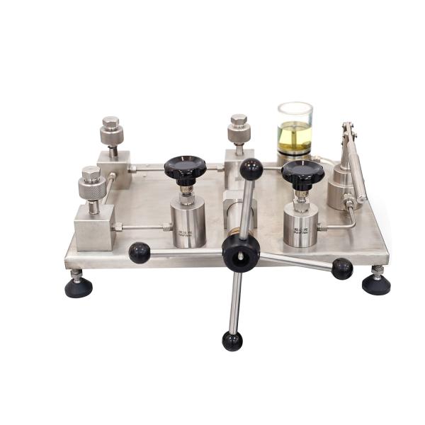 5~250MPa Oil Operated Hydraulic Pressure Dead Weight Tester Pressure Gauge
