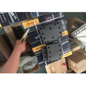 SINOTRUK HOWO Black Brake Lining Truck And Trailer Parts WG9231342069