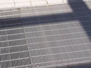 China Flat Steel Space 12mm Dense Welded Steel Walkway Grating for workshop factory