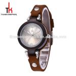 beautiful design made out of wood leather strap wood watch for ladies gift wrist