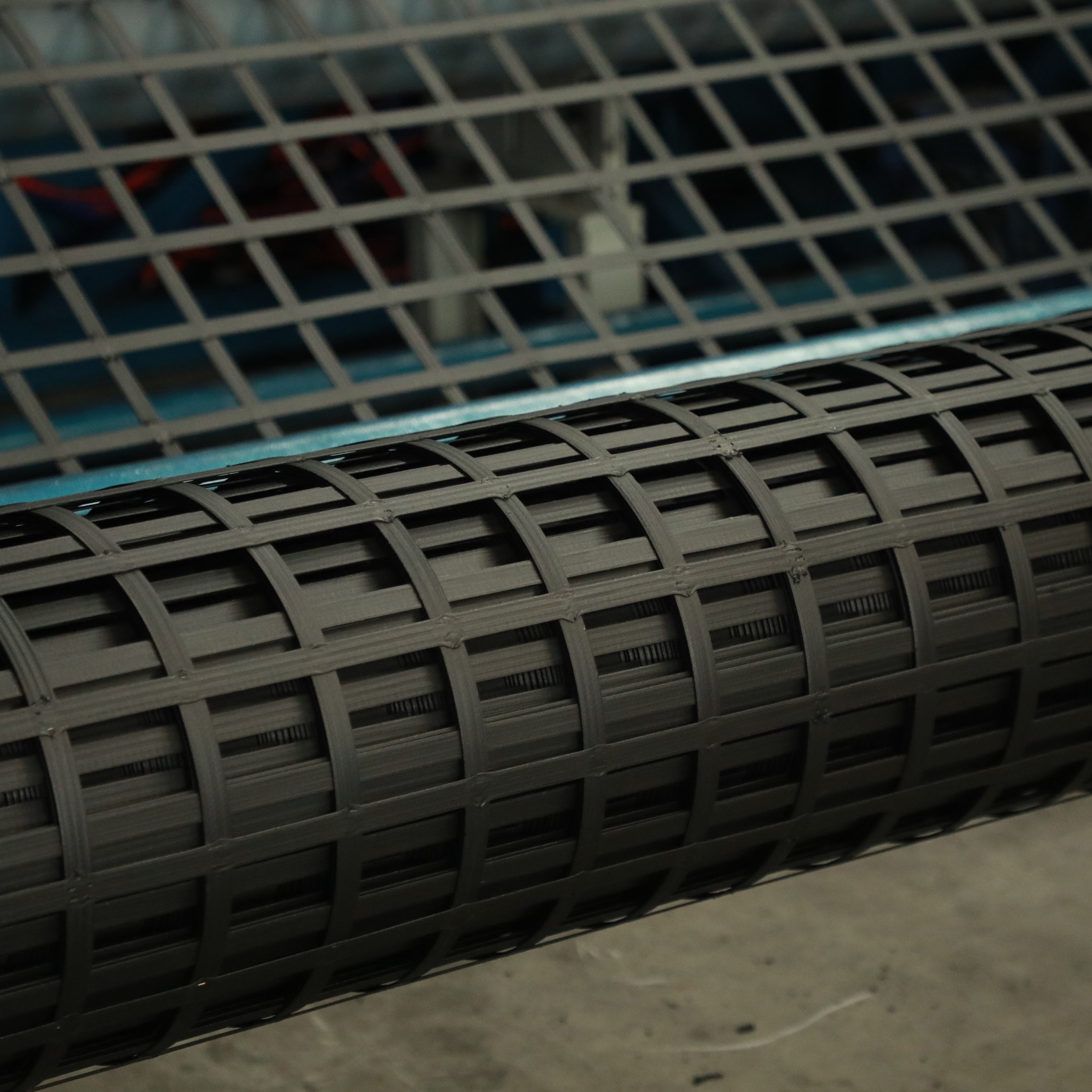 China 50kn/M Steel Plastic Welding Biaxial Geogrid For Embankment factory