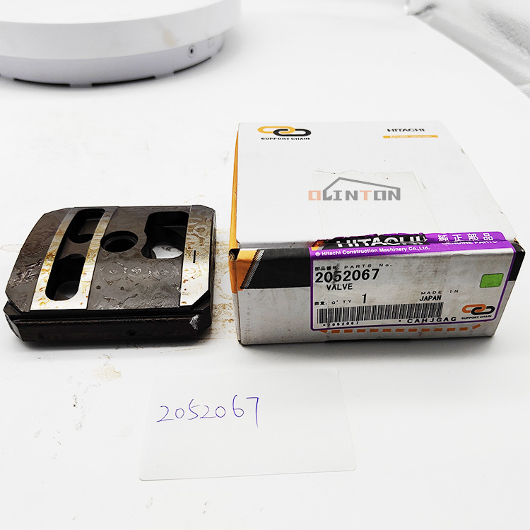 Excavator Hydraulic Parts 4HK1 Engine ZX240-3 ZX200-3 HPV118 Valve Plate 2052073 2052067