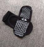 Customized Logo Non Slip Fitness Socks Breathable Rubber Bottom With Grip Barre