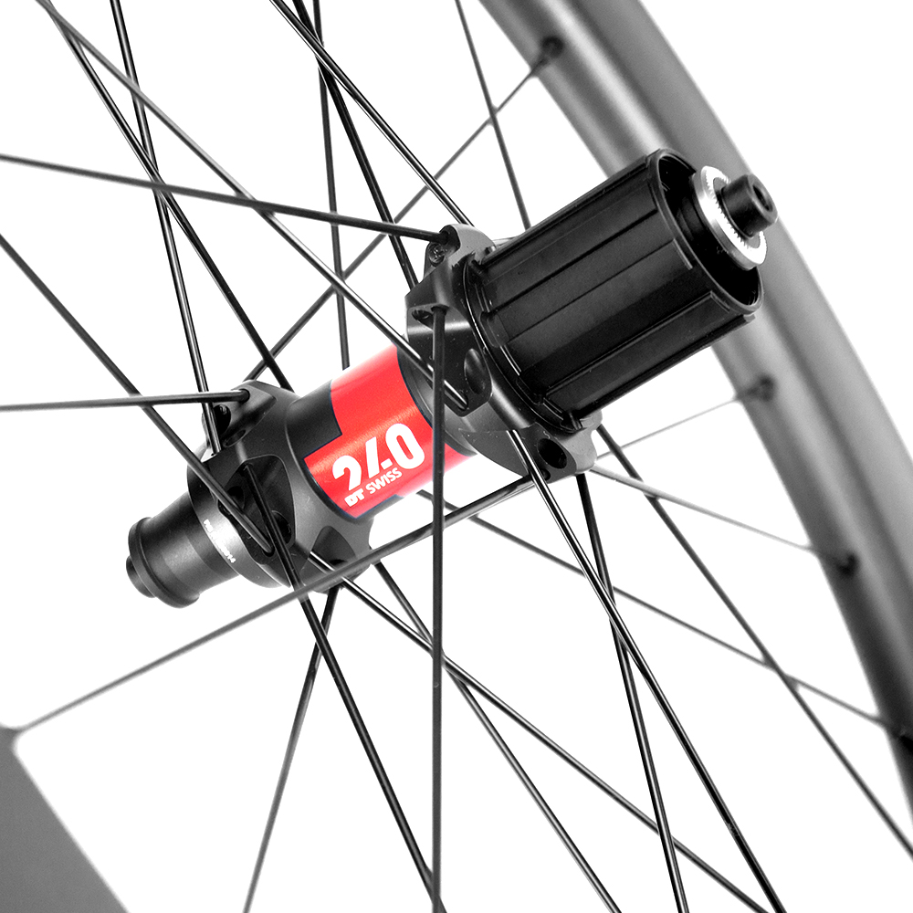 1300kg 451 Carbon Bicycle Wheel Tubeless Ultra Light Toray Carbon Fiber Material