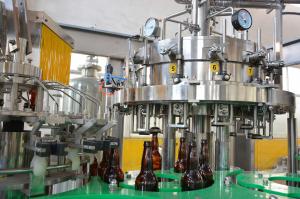 China 2500kg 1000 BPH Carbonated Drink Filling Machine factory