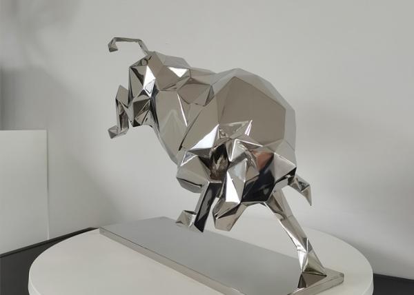 Mirror Polished Stainless Steel Bull Sculpture For Interior Decoration ODM OEM