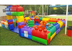 China Indoor Inflatable Play Park For Children 9*7*2.6m Or Customized Size factory