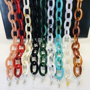 China 2021 Hot Sale Red And Green Color Acrylic Chain Colorful Beaded Eyeglass Chain Mask Chain For Sale factory
