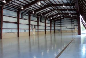 China Round Steel Bar Bracing Prefab Steel Frame House , Recyclable Steel Frame Mobile Home factory