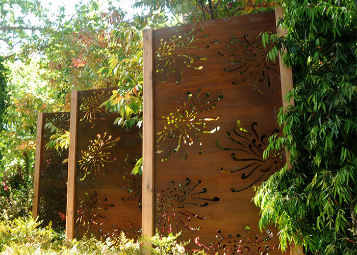 Laser Cut External Decorative Outdoor Corten Screen Panel With Chrysanthemum Pattern
