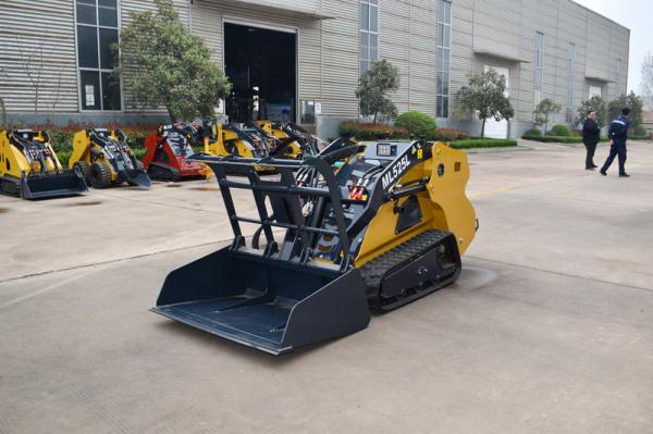 Mini Digger Bush Ranger Fits Dingo Kanga Rubber Tracked Petrol 4 In 1 Bucket