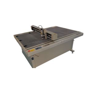 KAEMI 1509M2 Used Flatbed Garment Cutting Machine Template PVC Cutter