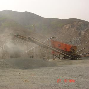 China Sand Vibrating Screen Stone Sorting Machine 30 - 520m3/H factory