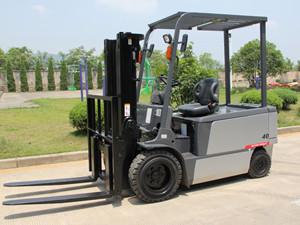 China High Efficiency Seated Electric Forklift , Small Electric Forklift 1.5 - 4.0 Ton factory