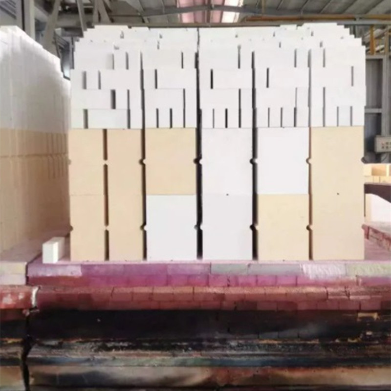 SiO2 Content % ≤25% Zirconium Oxide Sintered Refractory Brick for Glass Furnace