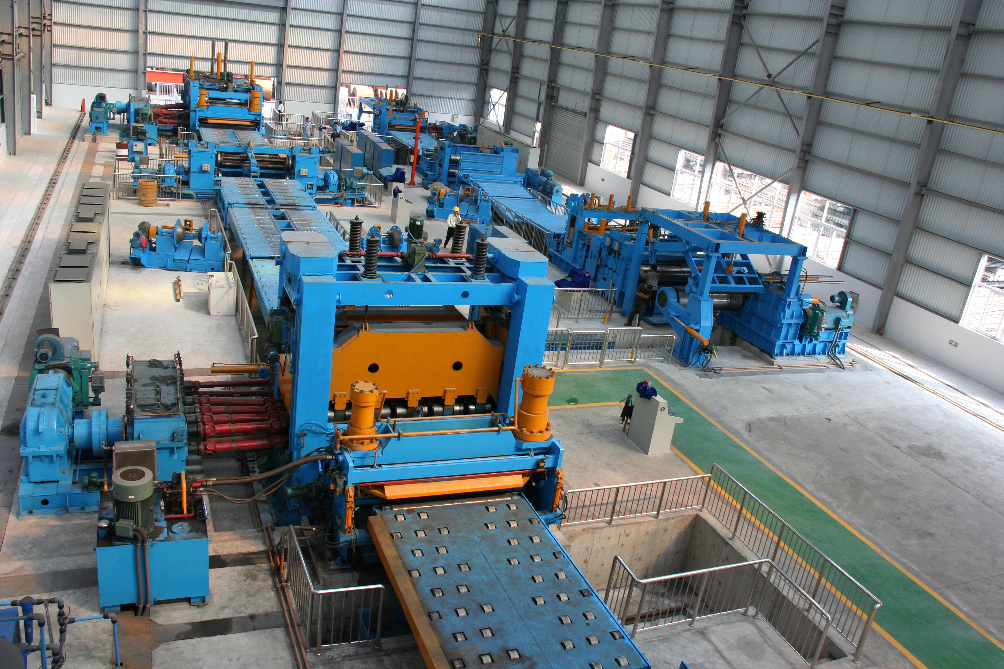 Metal Coil Uncoiling Leveling Mobile Shear Assembly Line with 0-30 m/min Cutting Speed