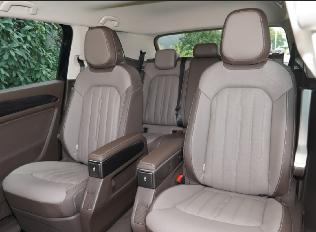 VW VILORAN 2023 380TSI zunchi version 5 Door 7 seats Compact SUV