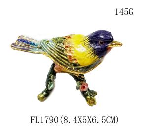 China jewelry boxes for women small metal trinket box bird trinket jewelry box factory