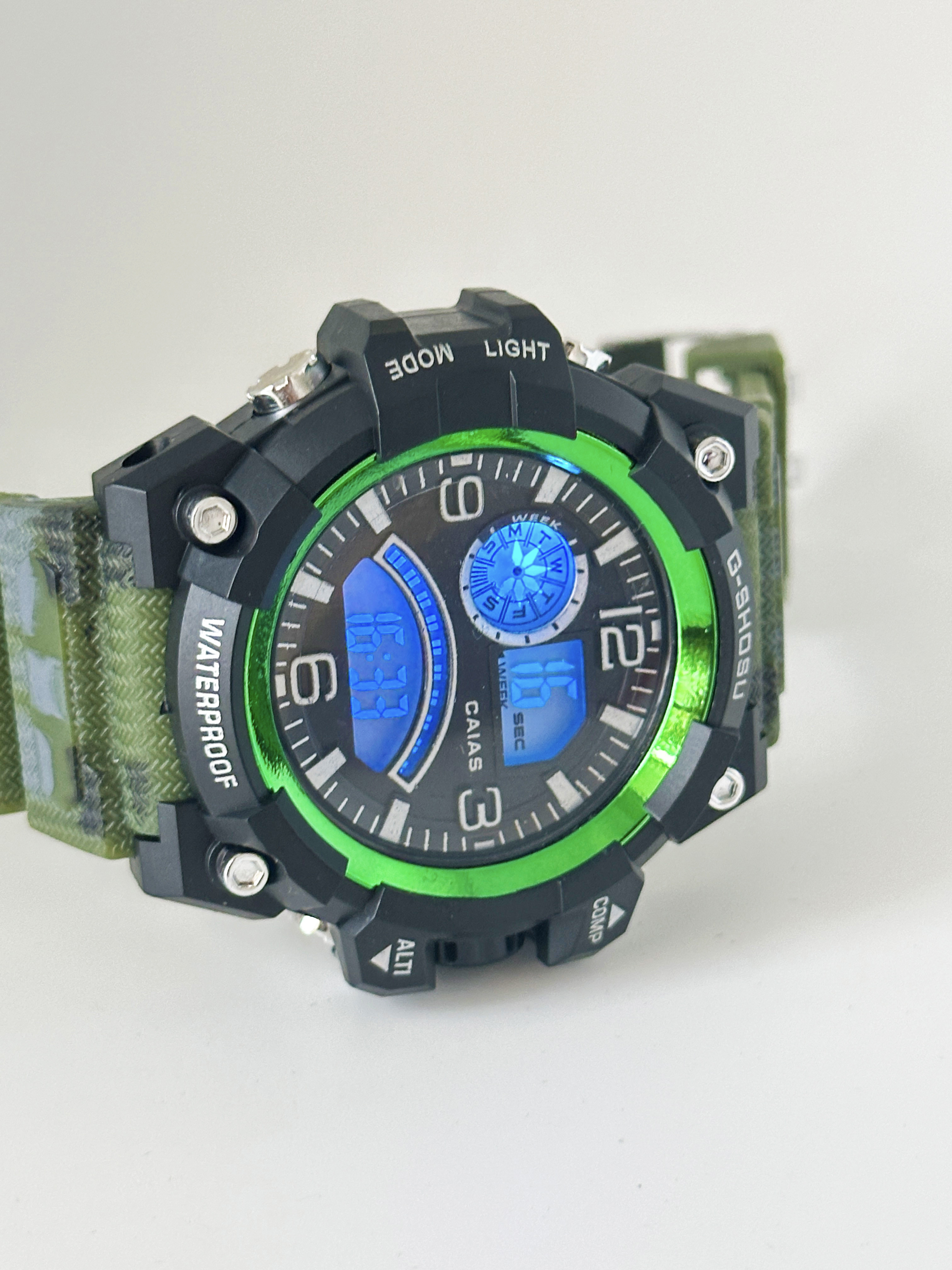 Hot Sale Sports Casual Green Silicone Smart Digital Quartz Wristwatch
