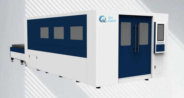 China QH - 6015FB Dual-platform Enclosed Laser Cutting Machine factory