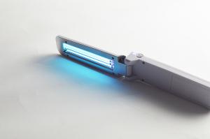 China Folding Travel UV Sanitizer Lamp Small Ultraviolet Sterilization Lamp factory