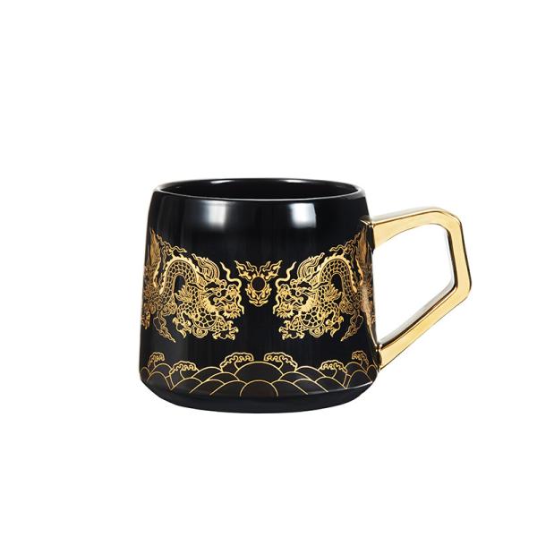 China Food Safe Color Changing Ceramic Coffee Mug With Golden Handle Customisable Capacity factory