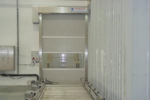 China Galvanized Steel High Speed Roll Up Door Energy Saving Elegant Appearance factory