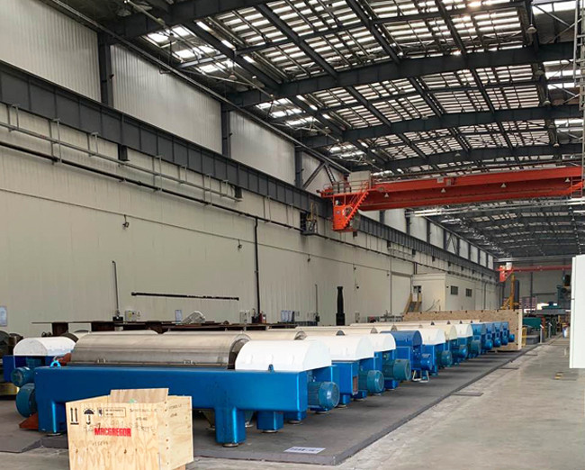 PDC Decanter Centrifuge For Waste Sludge Wastewater Treatment Plant Equipment
