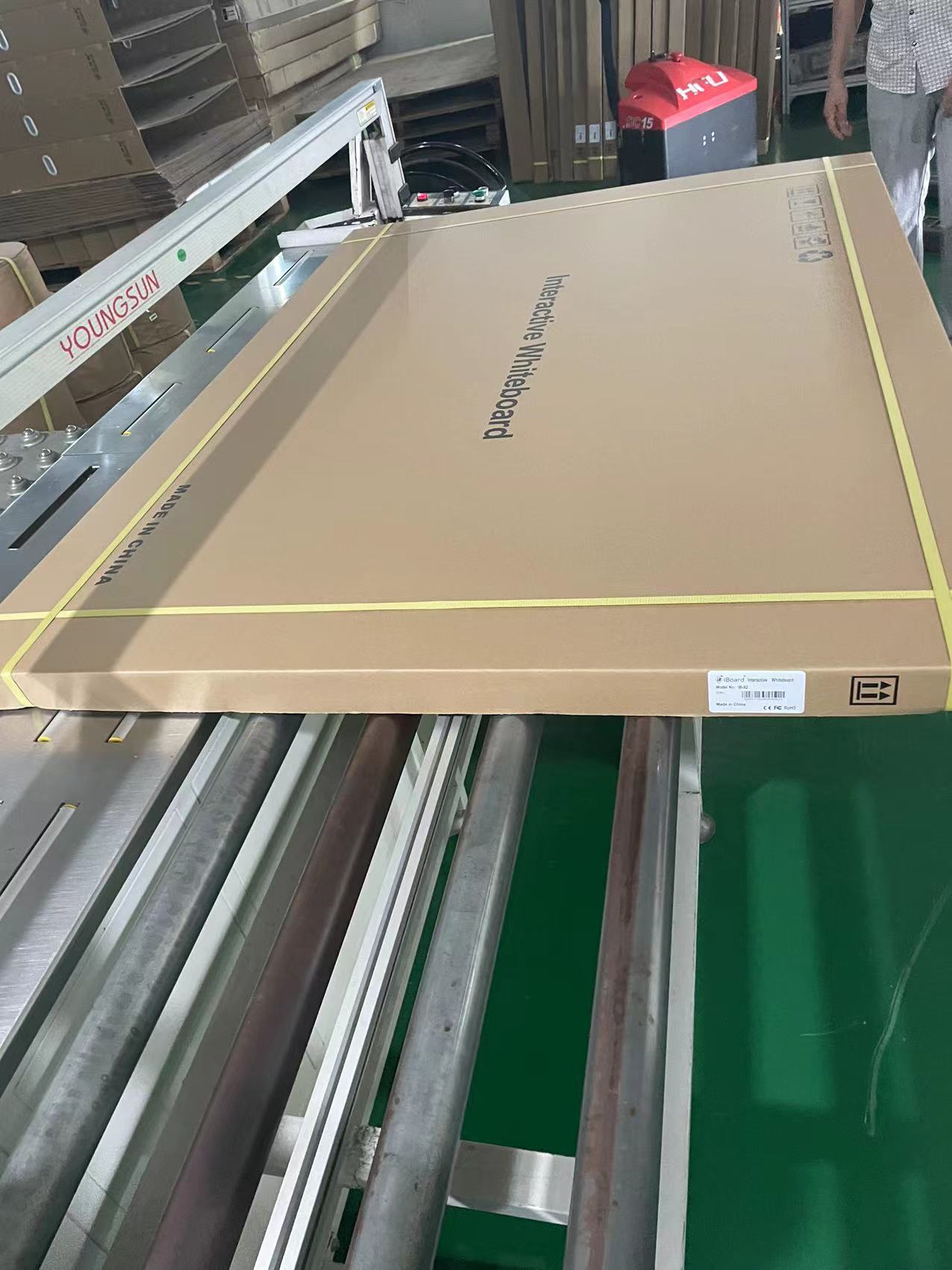 Factory Wholesale High Compatibility IBoard Interactive Whiteboard For Classroom Teaching Wide Viewing Angle Interactive Electronic Whiteboard