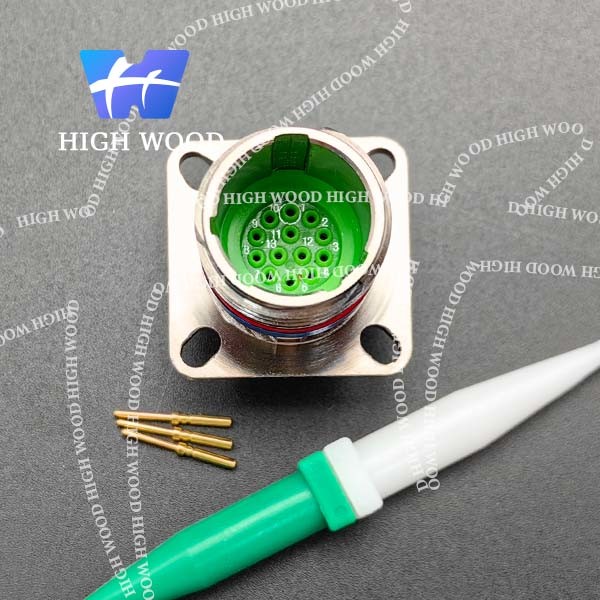 MIL-DTL-38999 Series Ⅰ，Ⅱ，and Ⅲ Connectors, D38999/20FB35PN D38999 Series Ⅲ