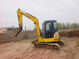 China 28.5kw/2400rpm Rated Power Mini Hydraulic Excavator For Construction Projects factory
