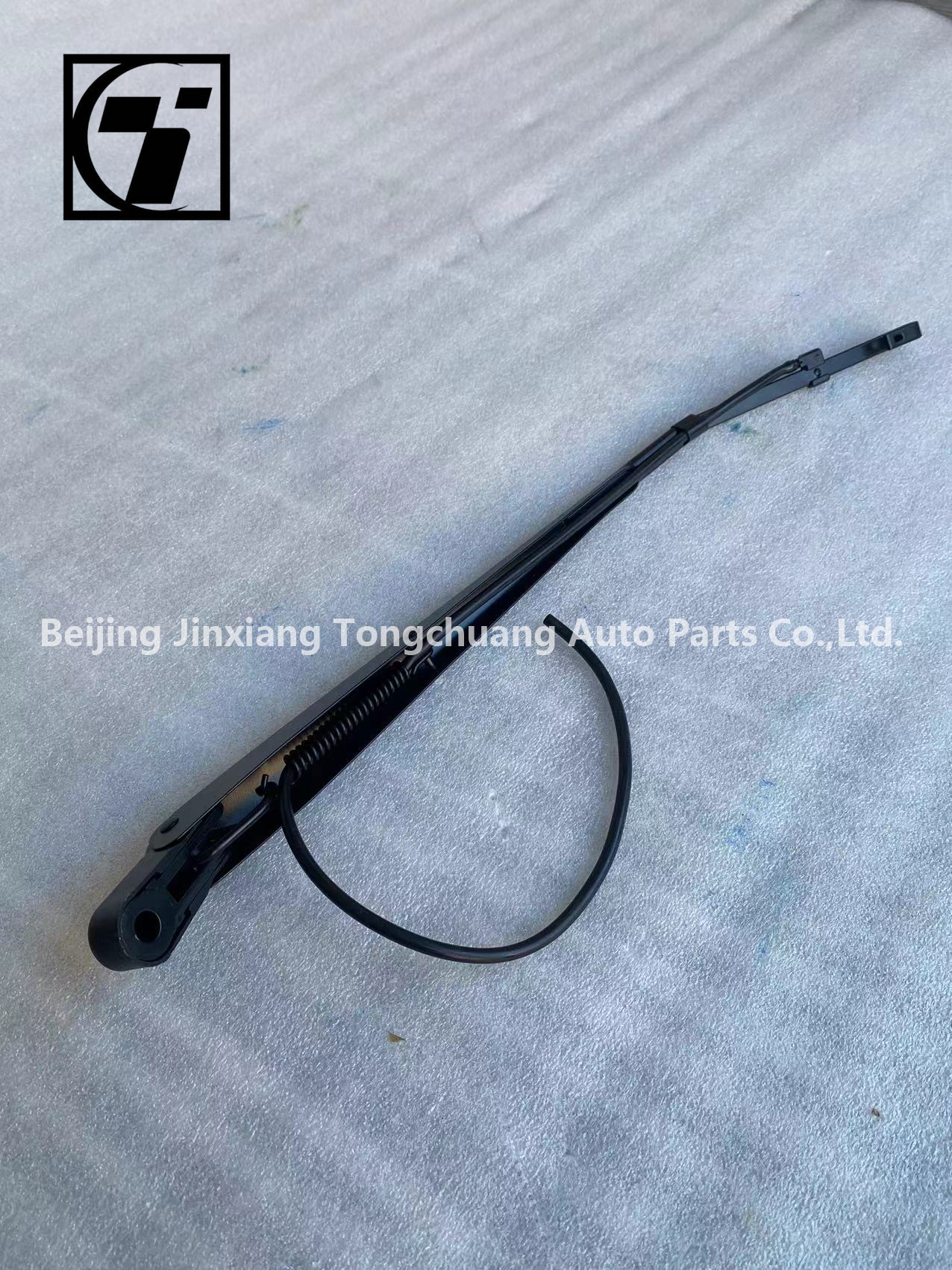 Truck Wiper Arm and Wiper Rod Body Parts for First generation GRATOUR ix5 MPV 16.01-