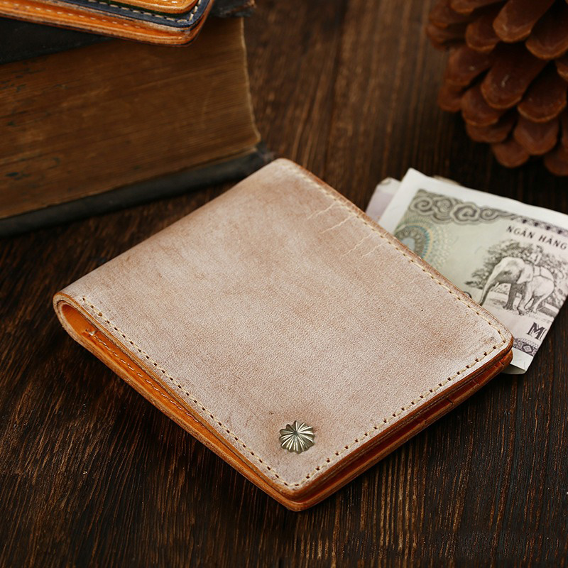 Simple Short Wallet in Vegetable Tanned Leather with Silver Nails and Matt Wax Finish