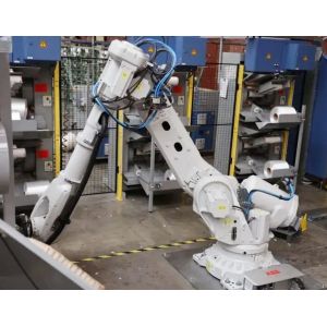 China 6 Axis Robot IRB 5710-110 Advanced Features Flexibility Assembly factory