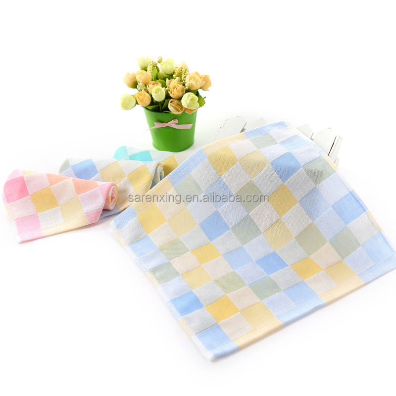 Cartoon Plaid Hooded Towel in Customized Color for Kindergarten Children's Feeding