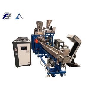 China Co-Rotating Twin Screw Extruder For Lab Use factory