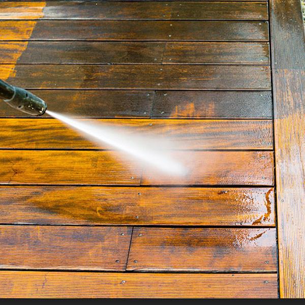 Water-based Paint For Wooden House Renovation Withstand Extreme Weather Such As