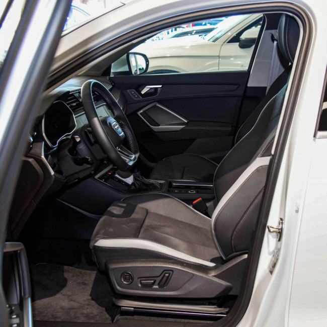 AUDI Q3 2023 year 35TFSI ShiShang DongGan Version Compact SUV Compact SUV Front Wheel Drive