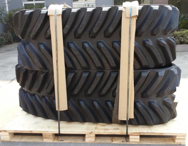 Reinforced High Power AG Rubbe Tracks Sized In 30"X6"X57 For CAT Challenger 65