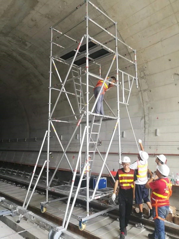 Aluminum Suspended Scaffolding System Cusomized For Subway Projects
